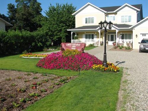 Chesterfield Inn Kelowna Bagian luar foto